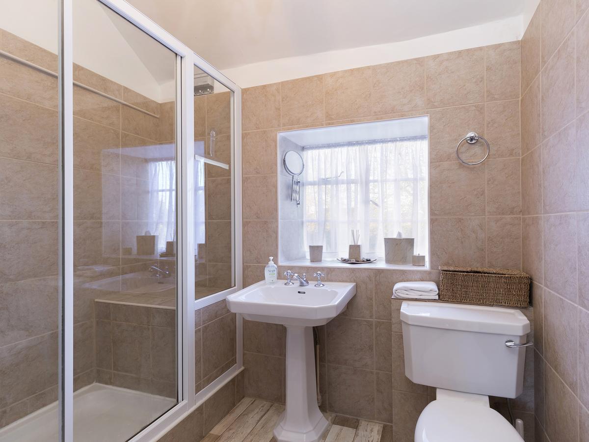 Box Cottage Бродвей Екстер'єр фото