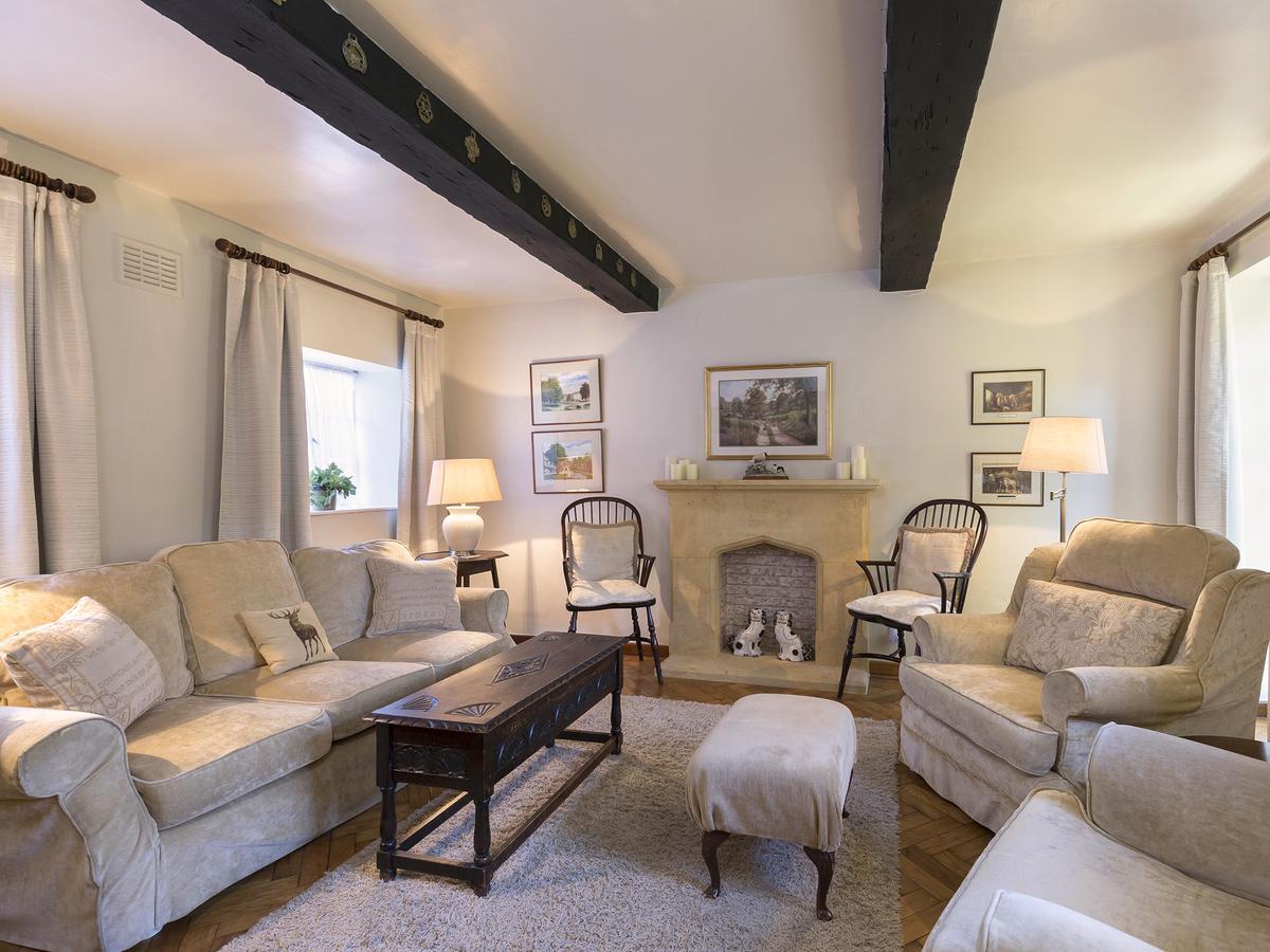 Box Cottage Бродвей Екстер'єр фото